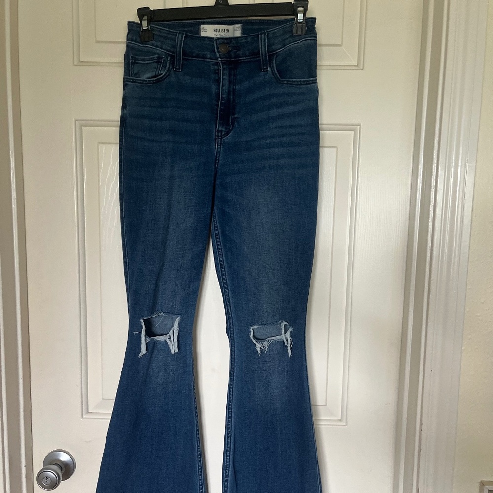 Flare distressed jeans